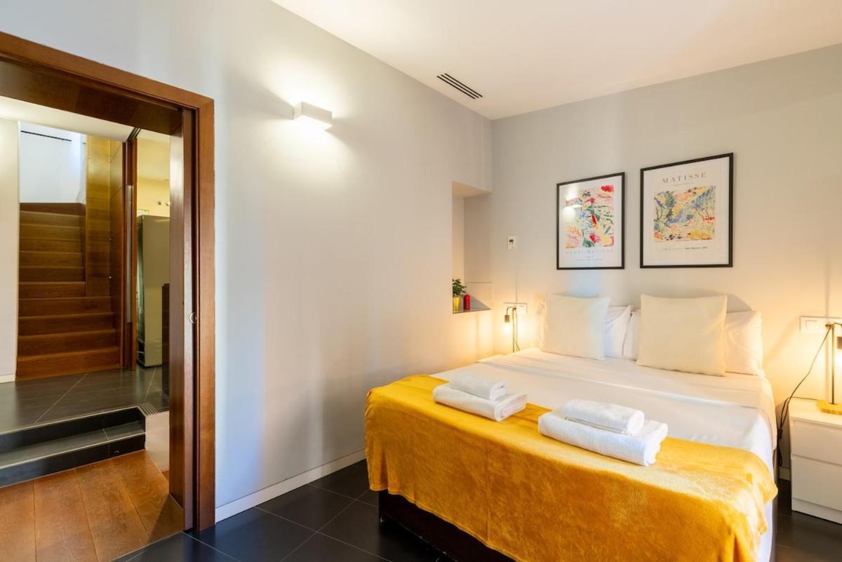 Appartement C2 With Terrace In The Arenal, Cathedral Séville
